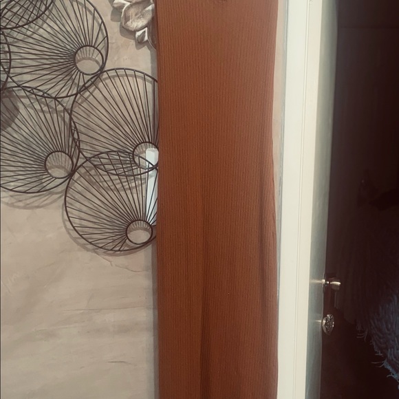 Zara - Picture 3 of 5